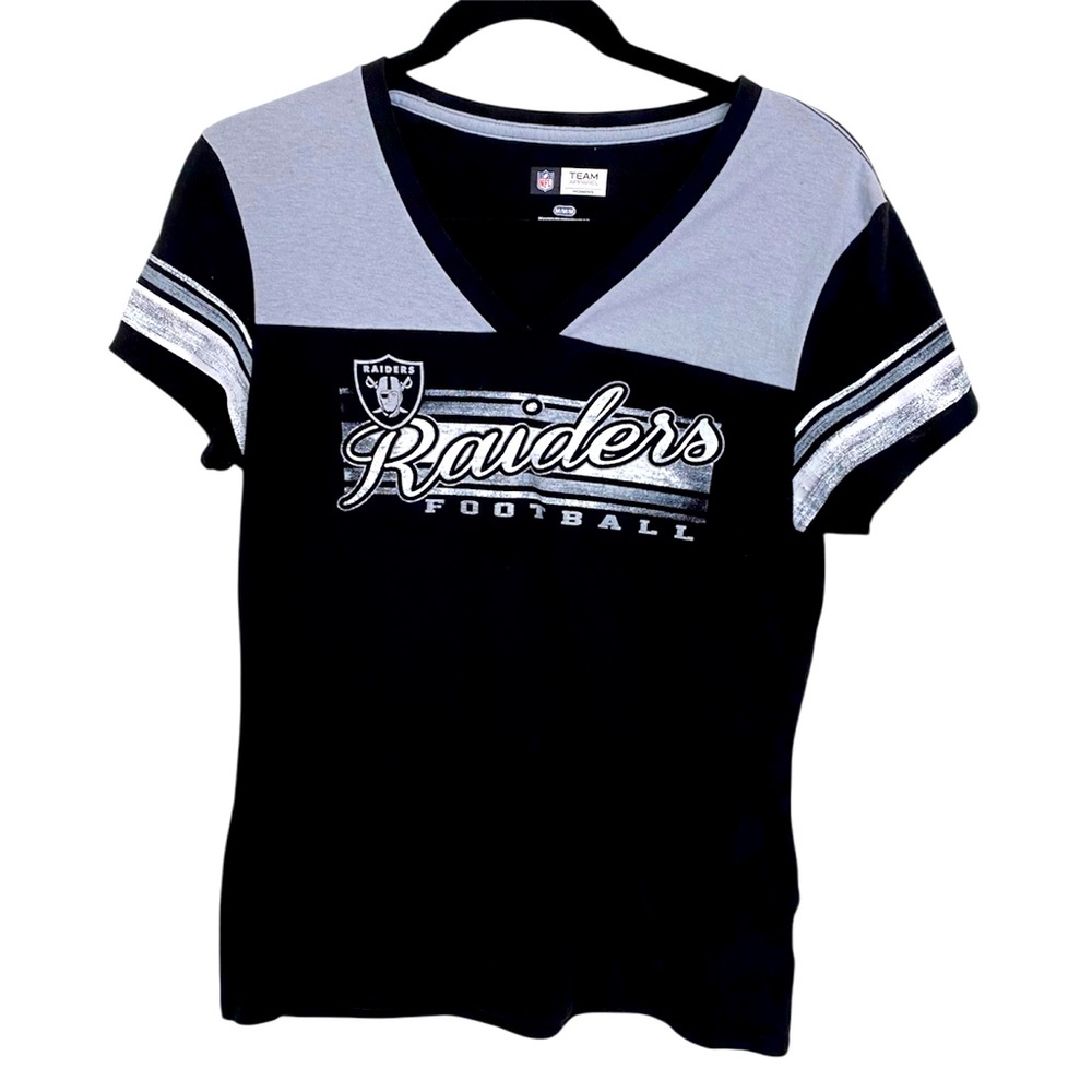 NFL Las Vegas Raiders T-Shirt Women’s Medium Black Gray V-neck Team Apparel